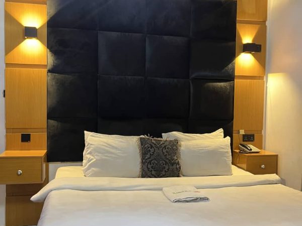 LuxuryHome - Luxury4